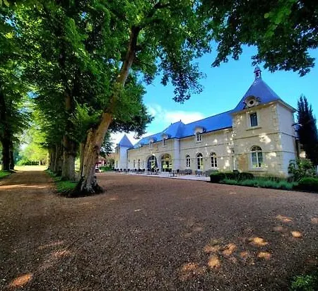 فندق Haras De La Potardiere Crosmières