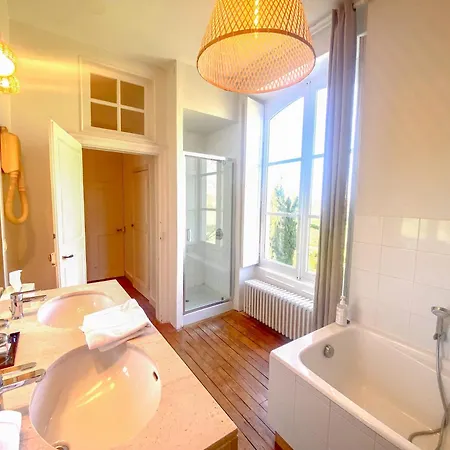 Hotell Haras De La Potardiere