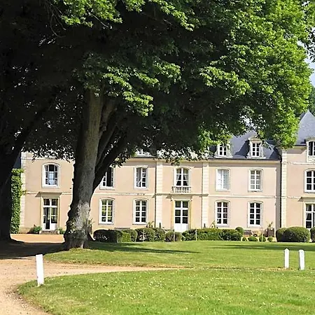 Отель Haras De La Potardiere