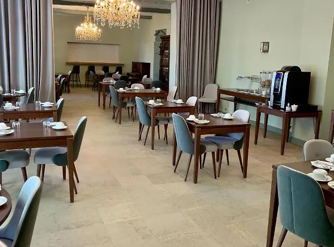 ホテル Haras De La Potardiere 3*